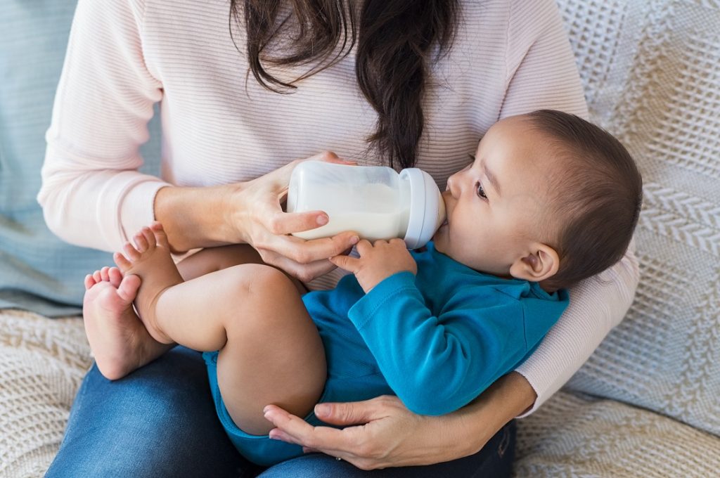 Mitos dan Fakta tentang Susu Formula Tanpa Gula untuk Bayi